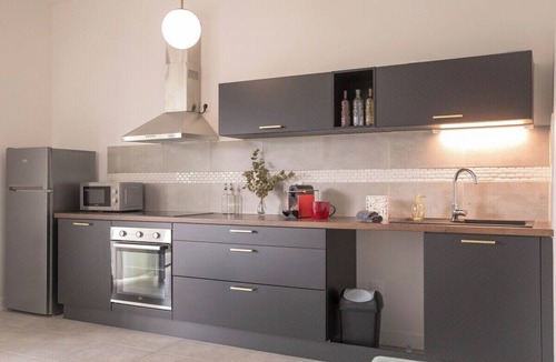 La Ferte-sous-Jouarre Apartment | Bright duplex 108 Ferté-sous-Jouarre