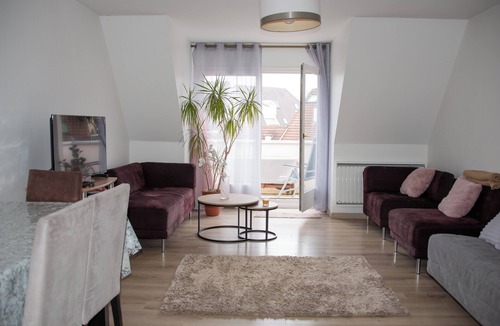 Neudorf South Apartment | Bright duplex 100m² + garage 10 min center