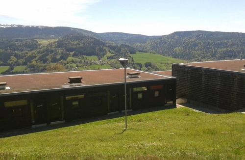 Murat-le-Quaire Apartment | Bright duplex at 1200m altitude