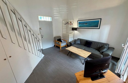 Cavaliere Beach Apartment | Bright Duplex in Cavalière – Steps from the Beach