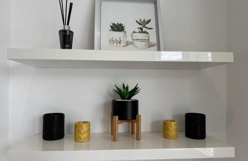 South Camberwell Apartment | Bright East Dulwich Apartment