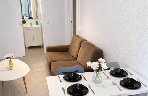 La Ribera Apartment | Bright Flat in Barcelona