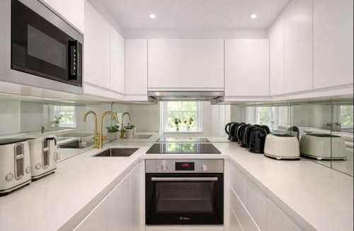 Camberwell Apartment | Bright Flat in Camberwell