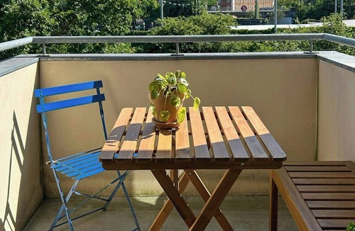 København NV Apartment | Bright flat with unique finds on Hillerødgade