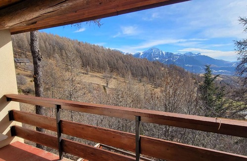 Saint-Michel-de-Chaillol Apartment | Bright apartment 6 pers, pets allowed, south balcony, ski-in/ski-out