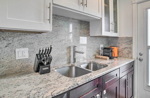 Colee Hammock Condo | Bright Ft Lauderdale Condo w/ Community Pool!