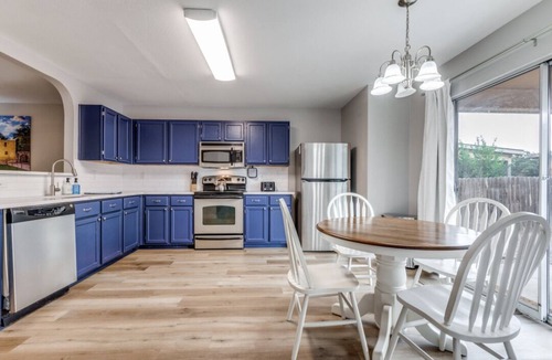 Southside House | Bright, fun, and welcoming home near Lackland and Seaworld
