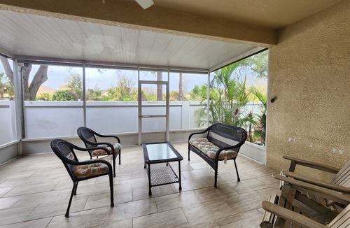 Meadow Pointe House | Bright Gated TH- Wiregrass Shops