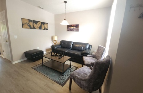 Meadow Pointe House | Bright Gated TH- Wiregrass Shops