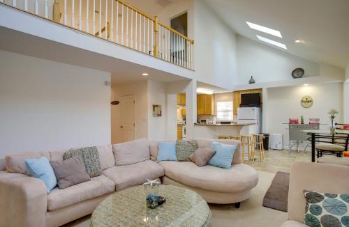 Captain's Cove House | Bright Greenbackville Vacation Home w/Game Room