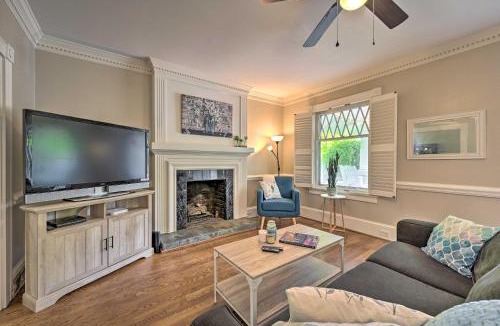Greensboro House | Bright Greensboro Escape ~ 1 Mi to Downtown