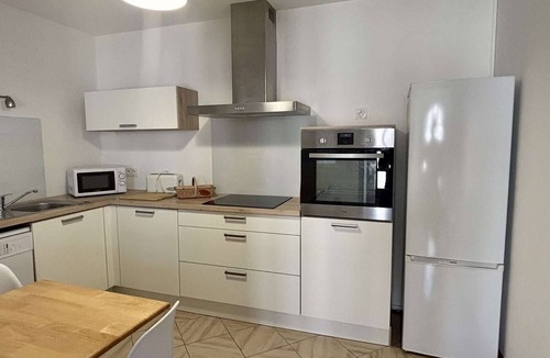 Latour-Bas-Elne House | Bright Ground-Floor Apartment with Garden in Quiet Area, Close to Beach and Shops