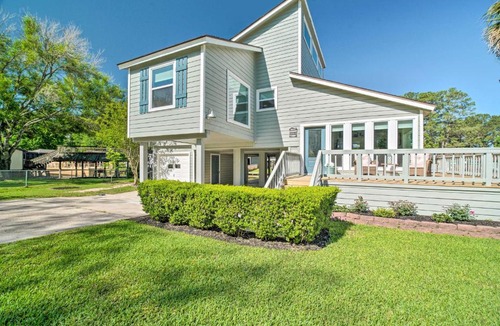Willis House | Bright Home w/Dock on Lake Conroe!