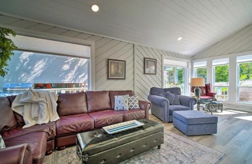 Willis House | Bright Home w/Dock on Lake Conroe!