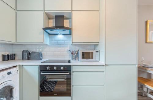 Erdington House | Bright & Homely Birmingham Escape!