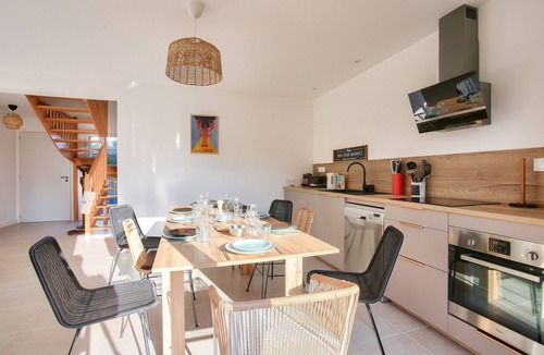 Saint-Briac-sur-Mer House | Bright house for 8 with large garden