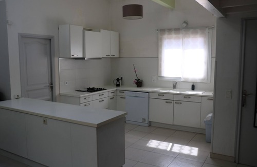 Bouzigues House | Bright house at 50m sea with garden without opposite