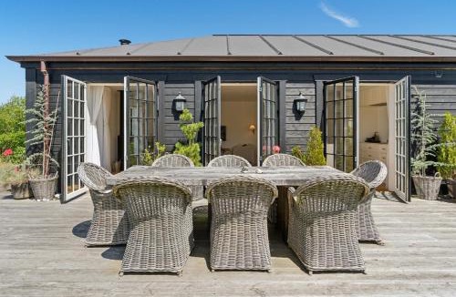 Nyborg House | Bright House By The Beach With Sea View In Nyborg