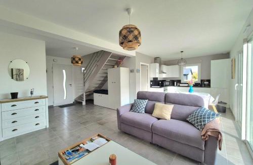 Hirel House | Bright house in Hirel near beach and activities