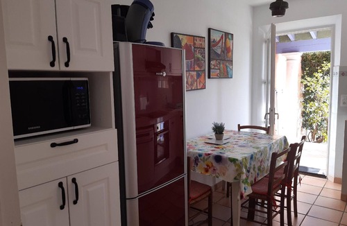 Plage de la Garonnette House | Bright House in Sainte-Maxime with Private Pool