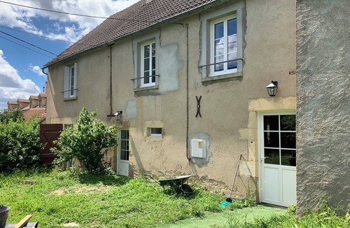 Chevannes-Changy House | Bright house with garden, fully renovated, in the heart of a Nièvre village