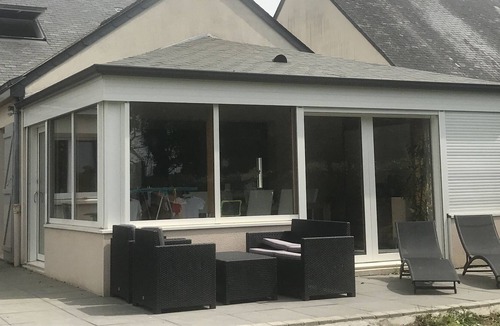 Carquefou House | Bright house with jacuzzi near Nantes