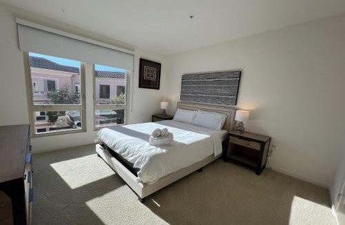 Lake Forest Apartment | Bright Luxury 2BR Retreat with Pool in Irvine