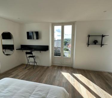 Hirson Apartment | Bright luxury apartment 26