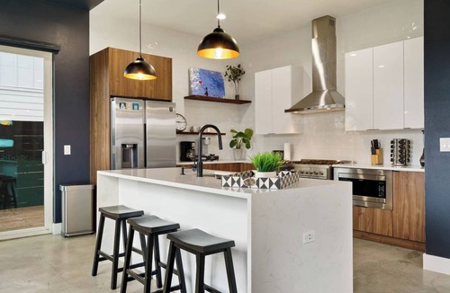 Montopolis House | Bright Luxury Oasis near Downtown Austin