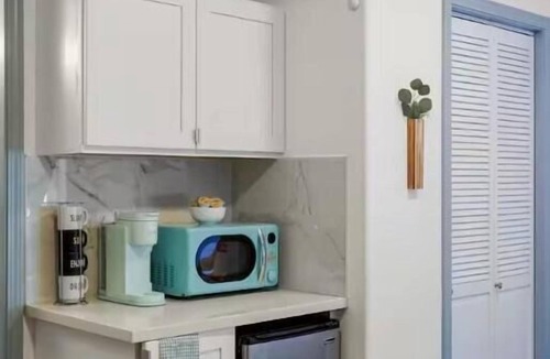 Inner Parkside Apartment | Bright Modern 2BR 2Bath Near SFSU