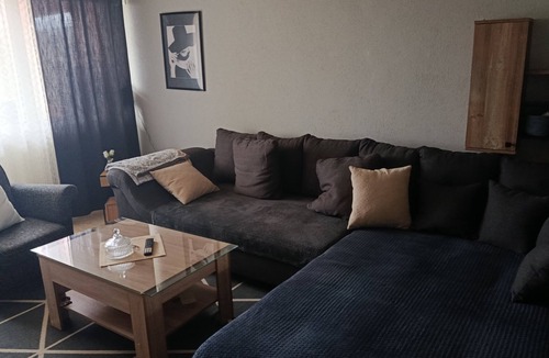 Audun-le-Tiche Apartment | Bright, modern apartment