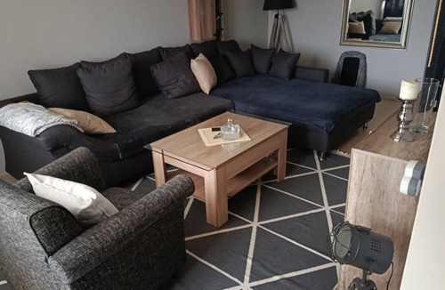 Audun-le-Tiche Apartment | Bright, modern apartment