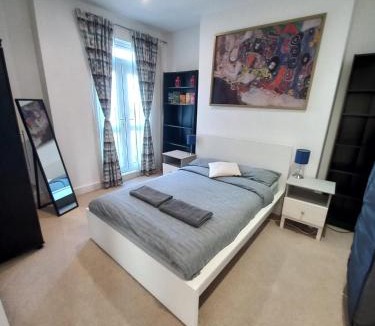 Vassall Apartment | Bright, Modern Flat in Brixton