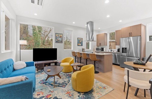 Mount Baker House | Bright & Modern Seattle Townhome