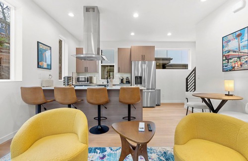 Mount Baker House | Bright & Modern Seattle Townhome