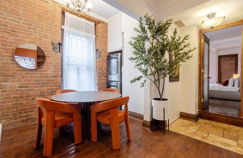 Shaughnessy Village Apartment | Bright Montréal Apartment | Trendy Downtown Escape