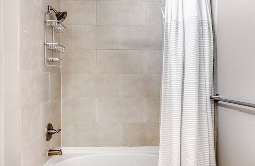Mueller Apartment | Bright Mueller 1BR w/ Pool, W/D & Gym, nr park, by Blueground