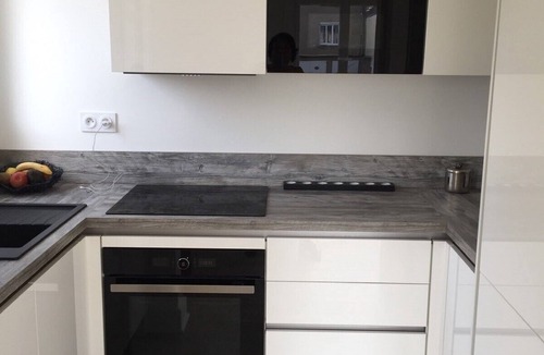 Saint-Regnobert-de-la-Cote-de-Nacre Apartment | Bright new apartment in waterfront building