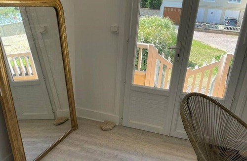 Saint-Regnobert-de-la-Cote-de-Nacre Apartment | Bright new apartment in waterfront building