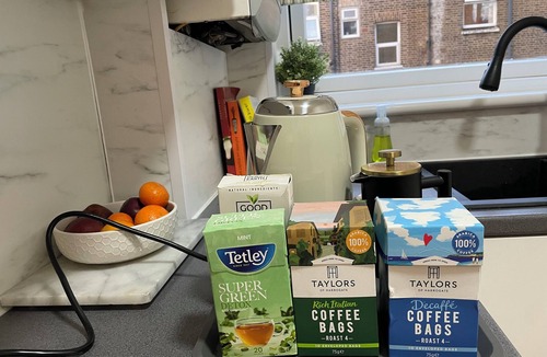 New Cross Apartment | Bright newly refurbished modern 1 bedroom flat