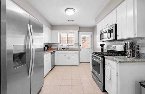 Fortson House | Bright Northside Retreat w/Patio & Games