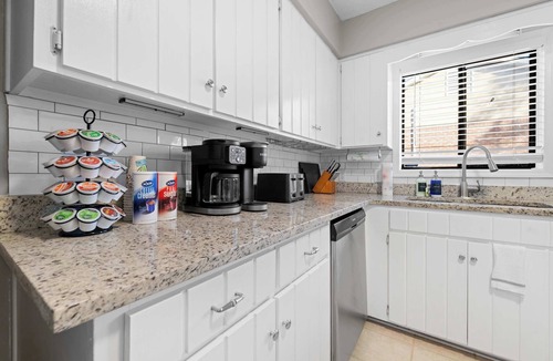 Fortson House | Bright Northside Retreat w/Patio & Games