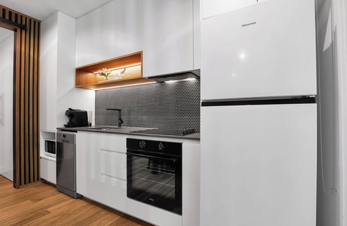 Bright Apartment | Bright on the River (Buffalo Apartment 1)