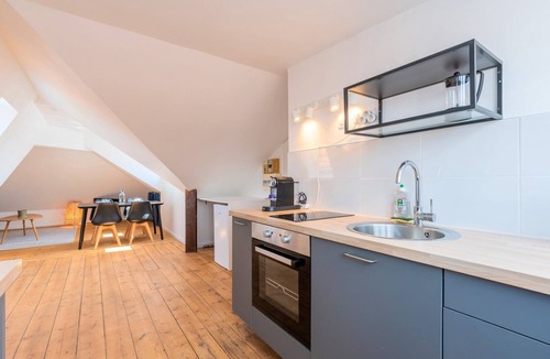 Vauban - Wazemmes Apartment | Bright one bedroom next to Wazemmes market
