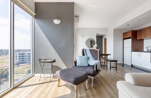 Coburg Apartment | Bright Open Plan Living with Stunning City Views