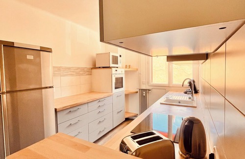 Faubourg Apartment | Bright P3 Aureta apartment + private parking