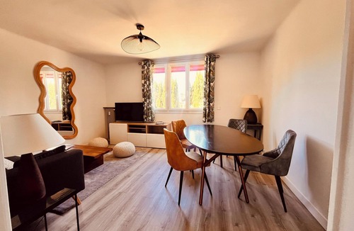 Faubourg Apartment | Bright P3 Aureta apartment + private parking