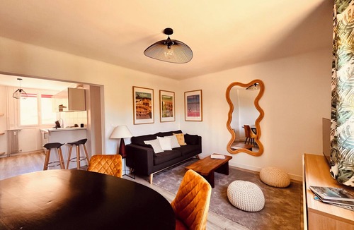 Faubourg Apartment | Bright P3 Aureta apartment + private parking