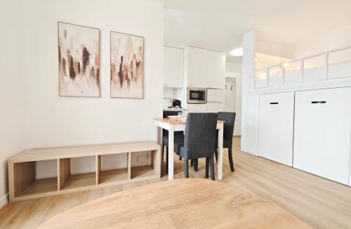 Quartier Sainte-Marguerite Apartment | Bright Paris Apt Bastille Nation for 3 Guests