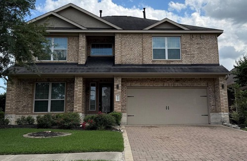Sydney Harbour House | Bright & Peaceful 6BR Waterfront Family Retreat in Cypress